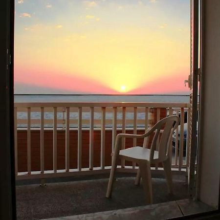 Apartamento Em Frente Ao Mar Кошта-Нова Экстерьер фото