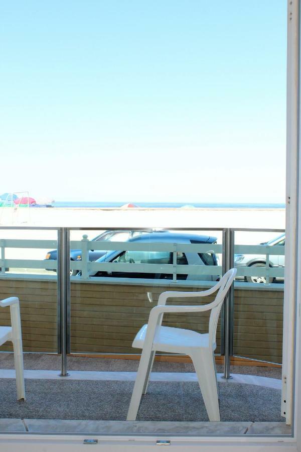 Apartamento Em Frente Ao Mar Кошта-Нова Экстерьер фото